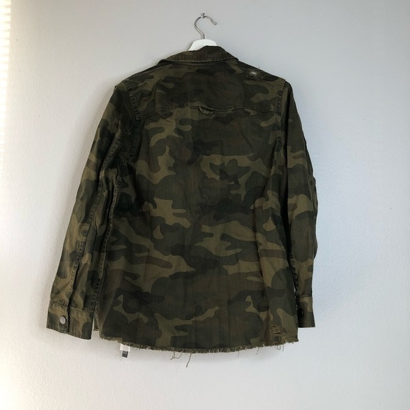 BlankNYC Olive/Camo Reversible Jacket in Army Brat - Picture 8 of 8